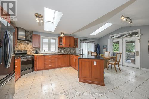 217 Centennial Avenue, St. Thomas, ON - Indoor Photo Showing Kitchen