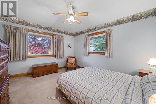 78 Canboro Road, Pelham (662 - Fonthill), ON - Indoor Photo Showing Bedroom