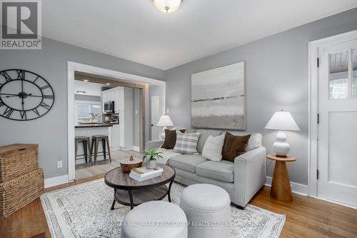 28 William Street, Port Hope, ON - Indoor Photo Showing Living Room