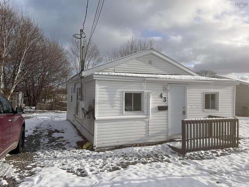 43 Young Avenue, North Sydney, NS 