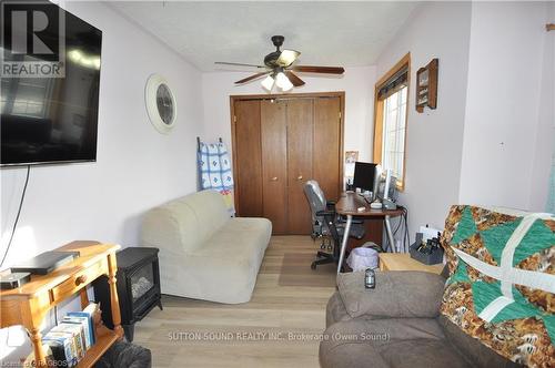 2675 9Th Avenue E, Owen Sound, ON - Indoor Photo Showing Other Room