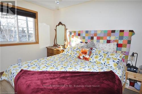 2675 9Th Avenue E, Owen Sound, ON - Indoor Photo Showing Bedroom