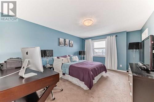 703, 10 Auburn Bay Avenue Se, Calgary, AB - Indoor Photo Showing Bedroom