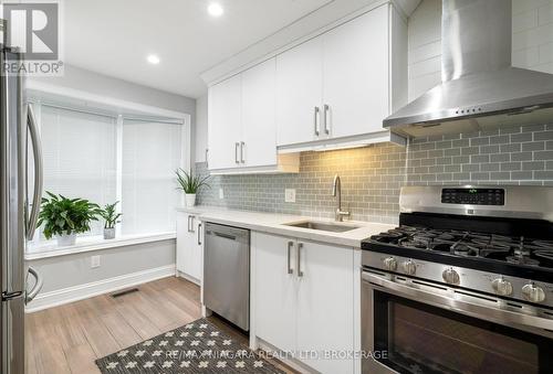 104 - 77 Linwell Road, St. Catharines (443 - Lakeport), ON - Indoor Photo Showing Kitchen With Stainless Steel Kitchen With Upgraded Kitchen