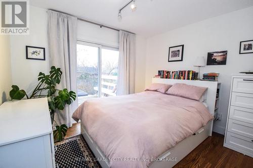 56 Longfellow Avenue, St. Catharines (452 - Haig), ON - Indoor Photo Showing Bedroom