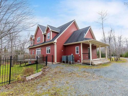 131 Whitney Maurice Drive, Enfield, NS 