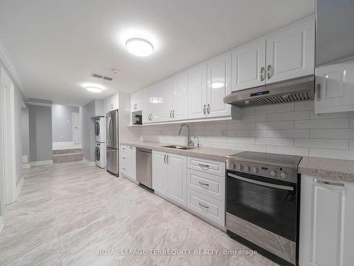 Lower-24 Sombrero Crt, Toronto, ON - Indoor Photo Showing Kitchen