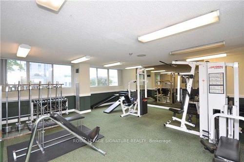 2007-3700 Kaneff Cres, Mississauga, ON - Indoor Photo Showing Gym Room