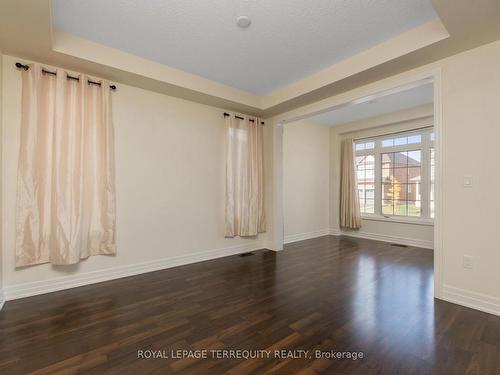 4516 Eclipse Way, Niagara Falls, ON - Indoor Photo Showing Other Room