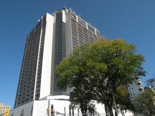 2115-150 Park, Windsor, ON 