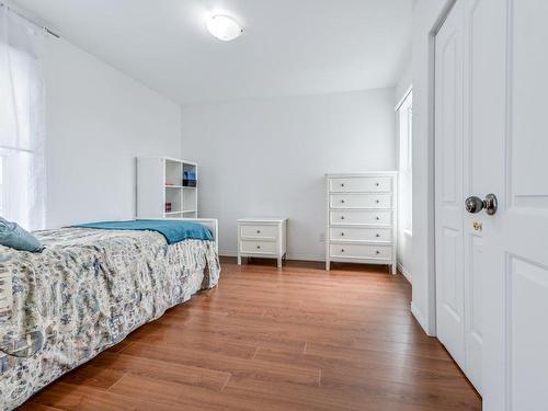 Bedroom - 402 Rue Des Colibris, Ange-Gardien, QC - Indoor Photo Showing Bedroom