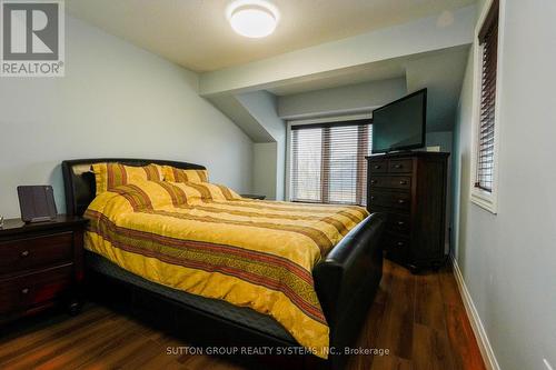 255 - 60 Barondale Drive, Mississauga, ON - Indoor Photo Showing Bedroom