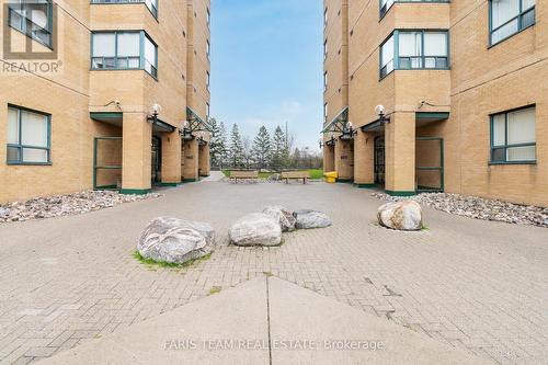 809 - 1655 Pickering Parkway, Pickering, ON - Outdoor With Exterior