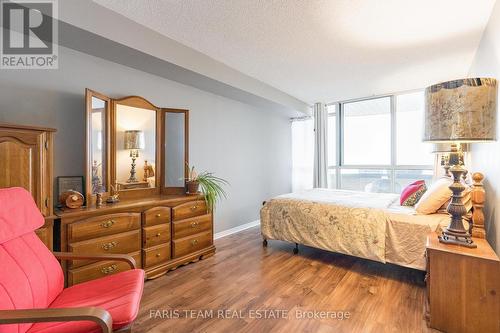 809 - 1655 Pickering Parkway, Pickering, ON - Indoor Photo Showing Bedroom