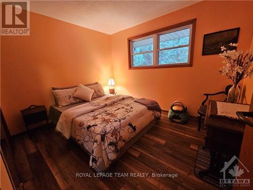 545 Richmond Road, Beckwith, ON - Indoor Photo Showing Bedroom