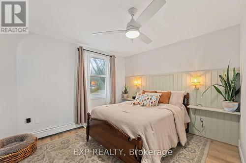 2668 Westshore Crescent, Severn, ON - Indoor Photo Showing Bedroom