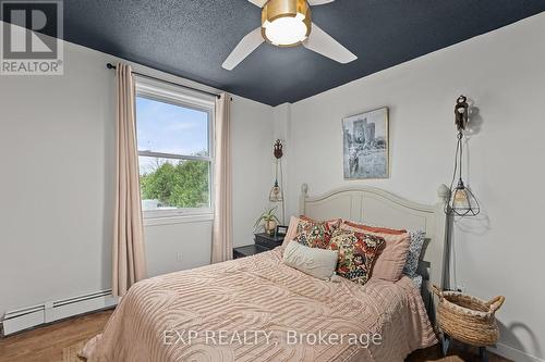 2668 Westshore Crescent, Severn, ON - Indoor Photo Showing Bedroom