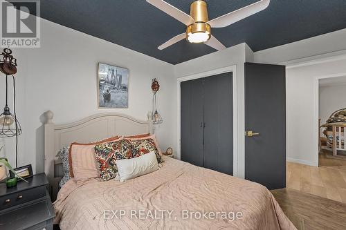 2668 Westshore Crescent, Severn, ON - Indoor Photo Showing Bedroom