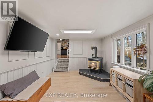 2668 Westshore Crescent, Severn, ON - Indoor With Fireplace