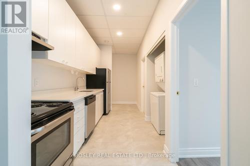 201 - 10 Queens Quay W, Toronto, ON - Indoor Photo Showing Kitchen