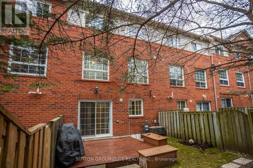 98 Mosaics Avenue, Aurora, ON - Outdoor With Exterior