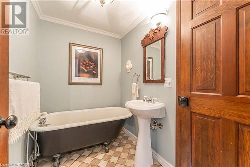 43 Berford Lake Road, South Bruce Peninsula, ON - Indoor Photo Showing Bathroom