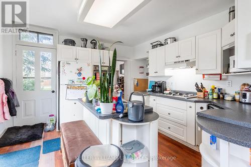 167 Broadway Street, North Middlesex (Parkhill), ON - Indoor Photo Showing Kitchen