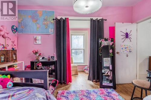 167 Broadway Street, North Middlesex (Parkhill), ON - Indoor Photo Showing Bedroom