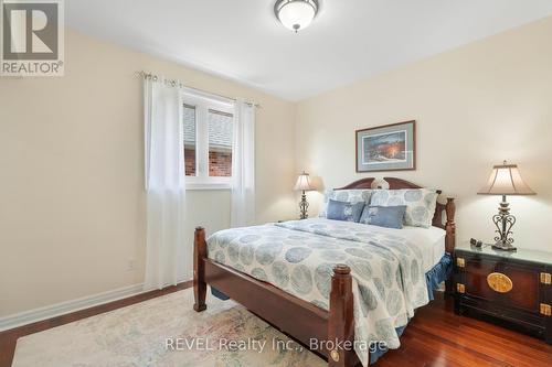 7712 Southwood Drive, Niagara Falls (208 - Mt. Carmel), ON - Indoor Photo Showing Bedroom