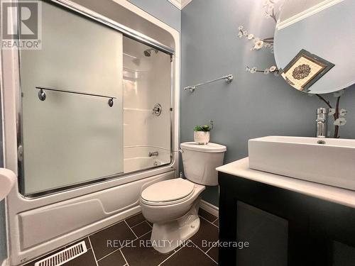 141 Malette Crescent, Timmins (Tnw - Riverpark), ON - Indoor Photo Showing Bathroom