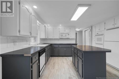 8 Blanchard Lane, Saint John, NB - Indoor Photo Showing Kitchen