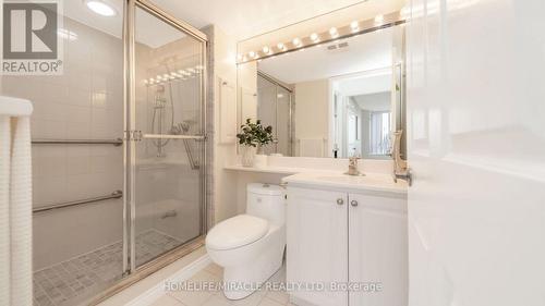 1504 - 22 Hanover Road, Brampton, ON - Indoor Photo Showing Bathroom