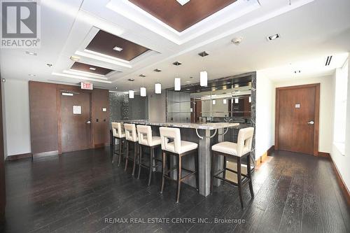 414 - 2480 Prince Michael Drive, Oakville, ON - Indoor Photo Showing Dining Room