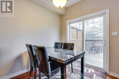 7 - 300 Ravineview Way S, Oakville, ON - Indoor Photo Showing Dining Room