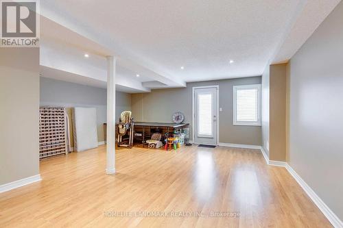 7 - 300 Ravineview Way S, Oakville, ON - Indoor