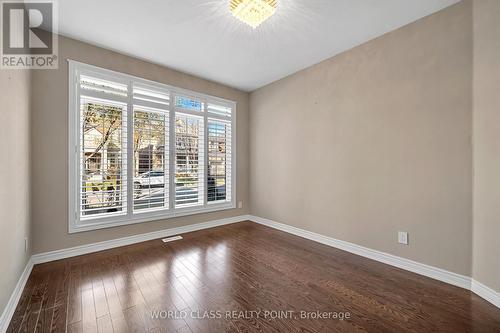 558 Alfred Hughes Avenue, Oakville, ON - Indoor Photo Showing Other Room