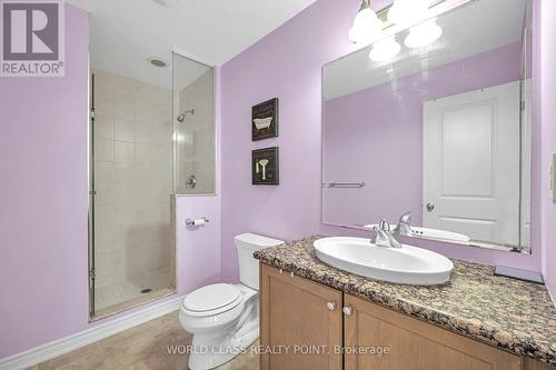 558 Alfred Hughes Avenue, Oakville, ON - Indoor Photo Showing Bathroom