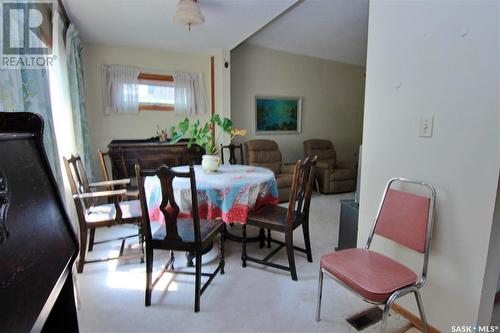 618 31St Street W, Saskatoon, SK - Indoor Photo Showing Dining Room