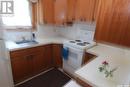 618 31St Street W, Saskatoon, SK  - Indoor Photo Showing Kitchen 