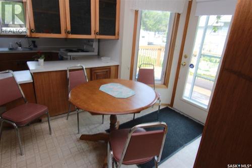 618 31St Street W, Saskatoon, SK - Indoor Photo Showing Dining Room