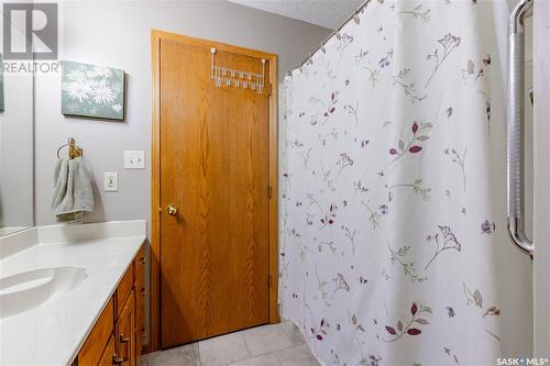 478 Anglin Court, Saskatoon, SK - Indoor Photo Showing Bathroom