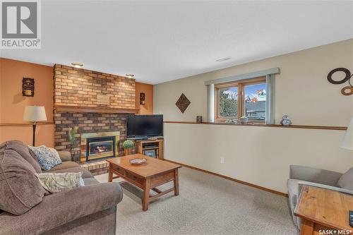 478 Anglin Court, Saskatoon, SK - Indoor Photo Showing Living Room With Fireplace