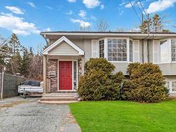 78 Hewer Crescent  Middle Sackville, NS B4E 3E7