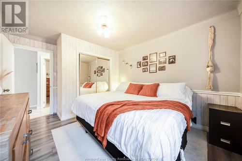 2349 Aubin Road, Windsor, ON - Indoor Photo Showing Bedroom