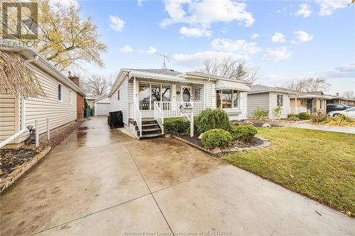 2349 Aubin Road, Windsor, ON - Outdoor With Facade