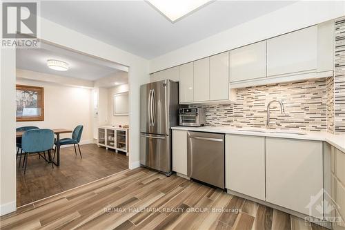 1608 - 1500 Riverside Drive, Ottawa, ON - Indoor Photo Showing Kitchen With Upgraded Kitchen