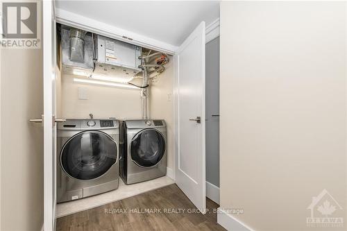 1608 - 1500 Riverside Drive, Ottawa, ON - Indoor Photo Showing Laundry Room