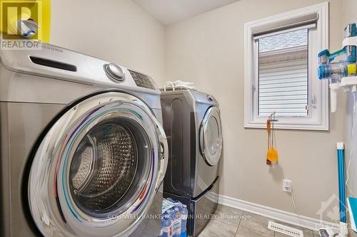 372 Solstice Crescent, Russell, ON - Indoor Photo Showing Laundry Room