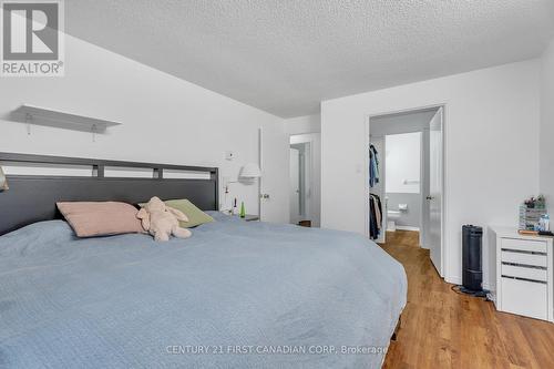 702 - 76 Base Line Road W, London, ON - Indoor Photo Showing Bedroom