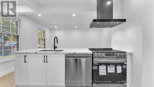 A - 48 Toulon Crescent, London, ON - Indoor Photo Showing Kitchen